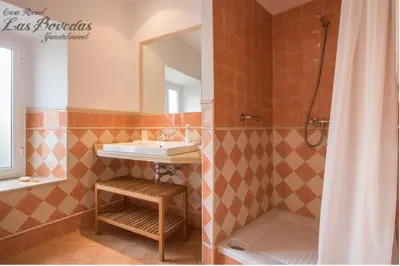Un baño de Casa Rural Las Bóvedas