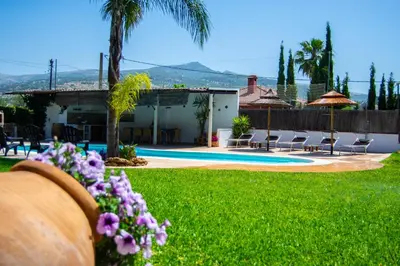 Piscina en o cerca de Alojamiento Rural Las Acacias