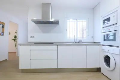 Una cocina o zona de cocina en Rosas en la Balconada & Apartment with Parking in Córdoba Historic Center