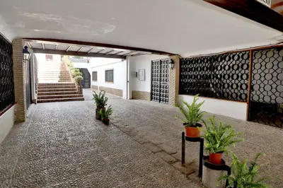 Plano de Rosas en la Balconada & Apartment with Parking in Córdoba Historic Center