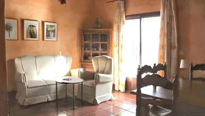 Zona de estar de Comfortable House in Estepa with Shared Pool