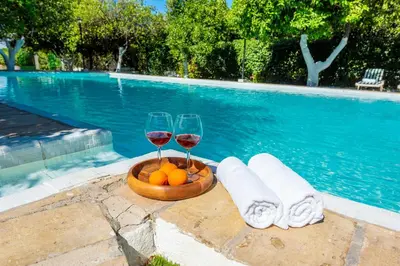 Piscina en o cerca de Huerta la Pimentada