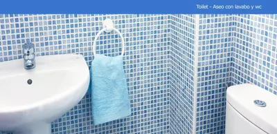 Un baño de CONFORT CORDOBA CENTRO II