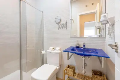 Un baño de Nine O'Clock Metrosol