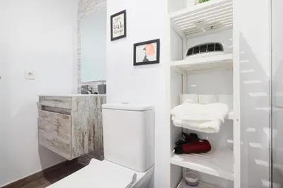Un baño de NEW Apartamento Tierra Andaluza junto Mezquita
