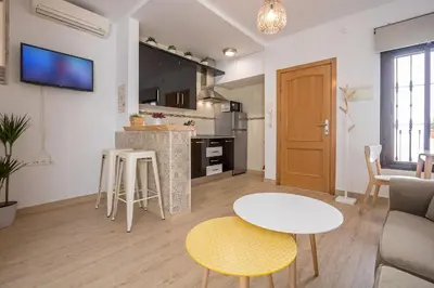 Una cocina o zona de cocina en Santa Marina Central Loft by Valcambre