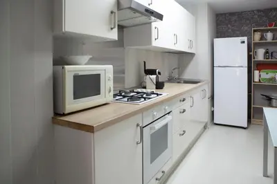 Una cocina o zona de cocina en GRAN APARTAMENTO PLAZA DE ESPAÑA
