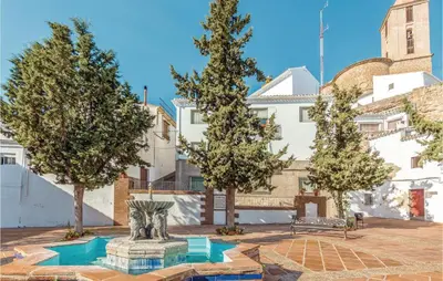 Plano de Cozy Home In Iznájar With Kitchen