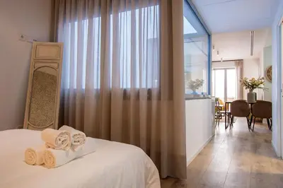 Cama o camas de una habitación en Armenta Deluxe Suite by Valcambre