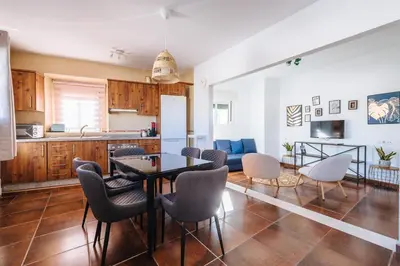 Una cocina o zona de cocina en HomeySeville-Lovely Duplex at Santa Cruz 10 pax, Parking Optional