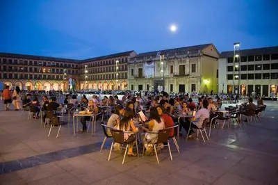 Clientes alojados en Apartamento Centrum Córdoba con Parking