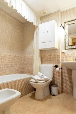 Un baño de Bajo La Higuera FAMORCAS