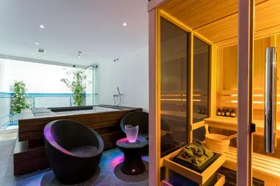Un baño de Unique House - Private SPA&Pool -StayInSeville