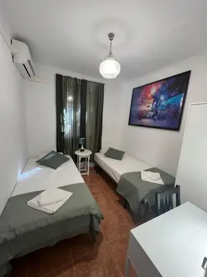 Cama o camas de una habitación en Fresh & Clean Room Sevilla