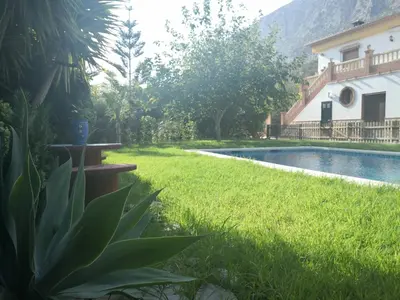 Piscina en o cerca de Villa Hierbabuena