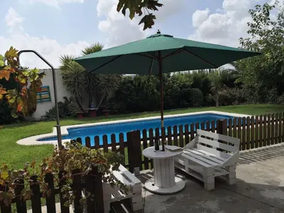 Piscina en o cerca de Villa Hierbabuena