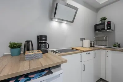 Una cocina o zona de cocina en AvantiStays Huerto del Rey, acogedor y con encanto