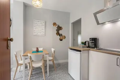 Una cocina o zona de cocina en AvantiStays Huerto del Rey, acogedor y con encanto
