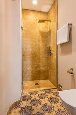 Un baño de Imperial Luxury Apartment