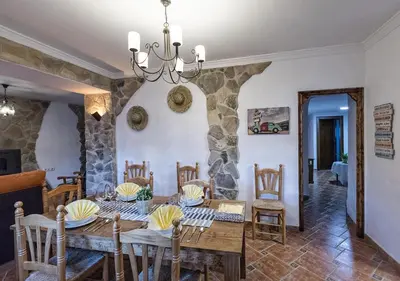Zona de estar de Charming Villa in Mondrón with Private Pool