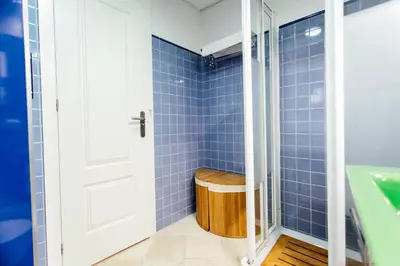 Un baño de Bright Duplex W/ Terrace