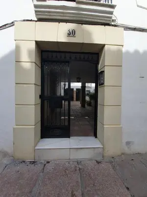 Fachada o entrada de Vivienda Turística Acogedora en los Patios de San Basilio