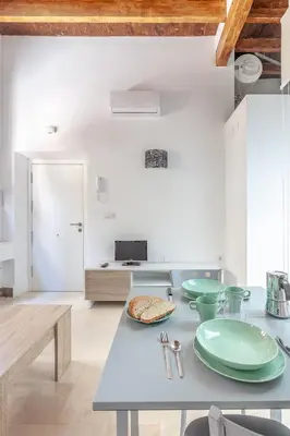 Una cocina o zona de cocina en Pasaje de amores der Descanso en casa y vida cultural y monumentos 2px