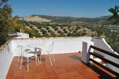 Vista general de una montaña o vista desde la casa o chalet