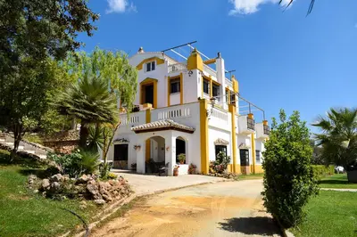 Jardín al aire libre en Finca La Lola - Secluded Andalusian Finca for Groups of up to 24 Guests