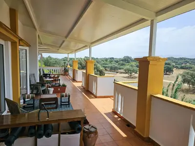 Un balcón o terraza de Finca La Lola - Secluded Andalusian Finca for Groups of up to 24 Guests