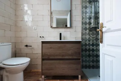 Un baño de Alhóndiga Suite Apartment with Terrace