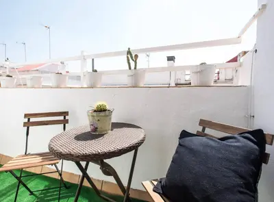Un balcón o terraza de Alhóndiga Suite Apartment with Terrace