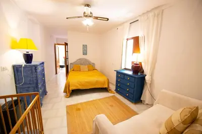 Cama o camas de una habitación en Bonita casa con vistas El Chorro