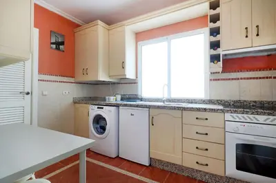 Una cocina o zona de cocina en Duque de Hornachuelos, parking en pleno centro
