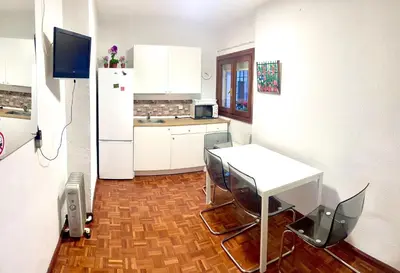 Una cocina o zona de cocina en Apartamento zona Palacio de las Dueñas y las Setas