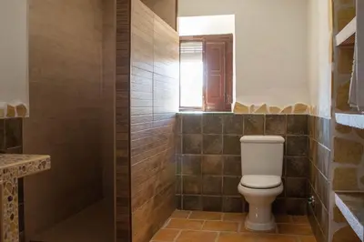 Un baño de Cortijo del Coco