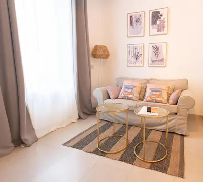 Zona de estar de GoToSeville ALTAIR SUITES