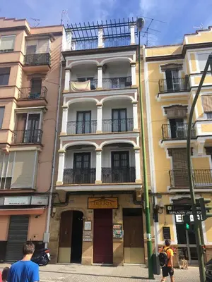 Edificio en el que se encuentra el apartamento