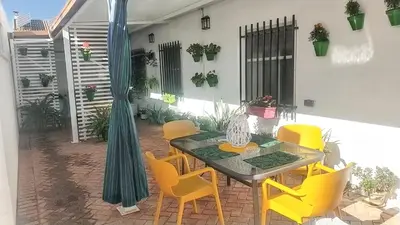 Un patio o zona al aire libre en Charming villa near Córdoba with private pool