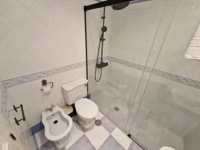 Un baño de Apartamento Claudio Marcelo
