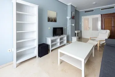 Una televisión o centro de entretenimiento en Apartamento Nervión Relax and Work (wifi)