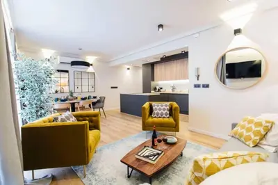 Zona de estar de Modern attractive- 2Bd 2Bth- centric