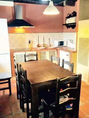 Una cocina o zona de cocina en Comfortable House with Shared Pool in Alcaracejos