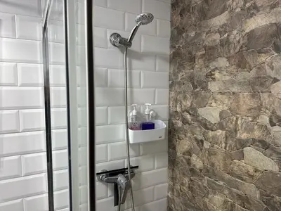 Un baño de Loft Jazmin junto a Puente Romano