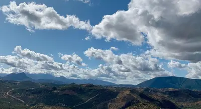 Paisaje cerca of this country house