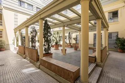 Plano de Apartamento con encanto en el Barrio de Santa Cruz