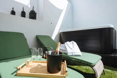 Zona de estar de Urban Pulses Alameda Jacuzzi Privado
