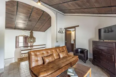 Una televisión o centro de entretenimiento en Casa Rural San Miguel