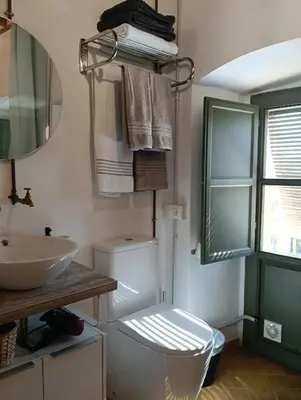 Un baño de Corredera Travel 5