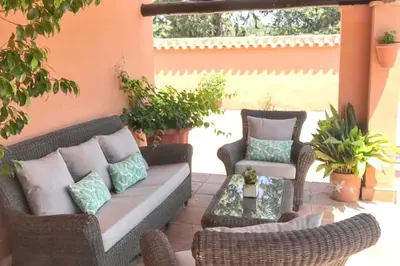 Zona de estar de Spacious Villa with Private Pool in Hornachuelos
